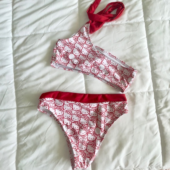 Hello Kitty Red and White One-Shoulder Bikini Set - Picture 3 of 4